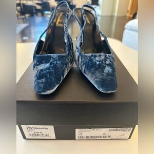 Saint Laurent YSL blue velvet heels 39.5 NWT